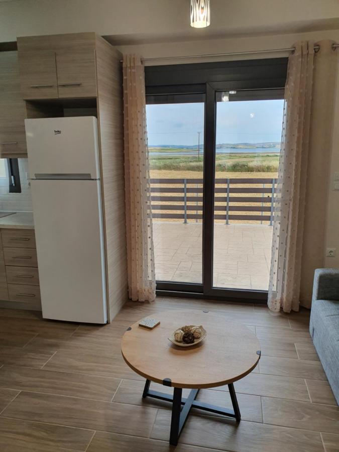 Island View Apartments Moúdhros Екстериор снимка