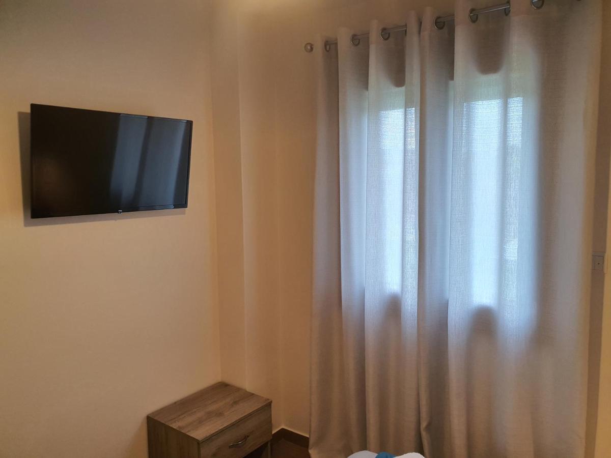 Island View Apartments Moúdhros Екстериор снимка