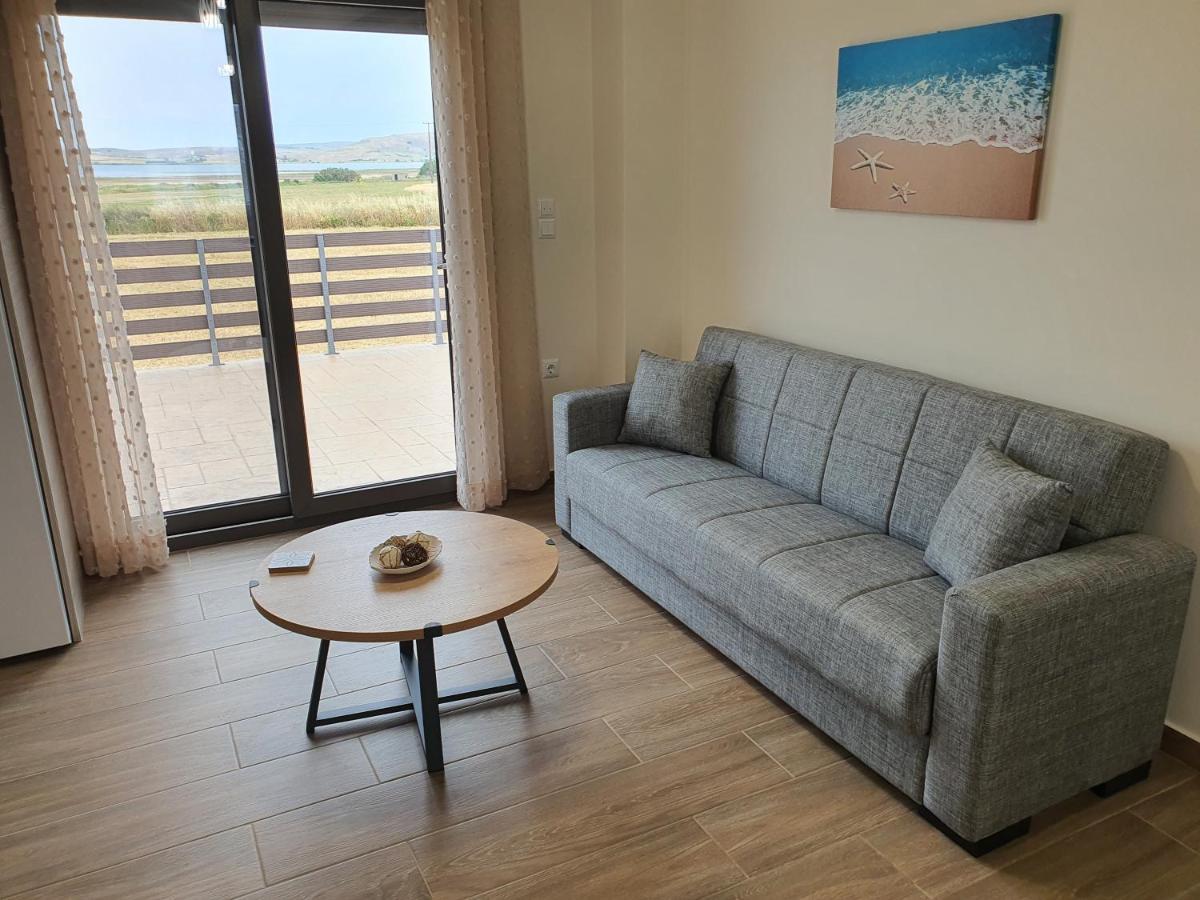 Island View Apartments Moúdhros Екстериор снимка