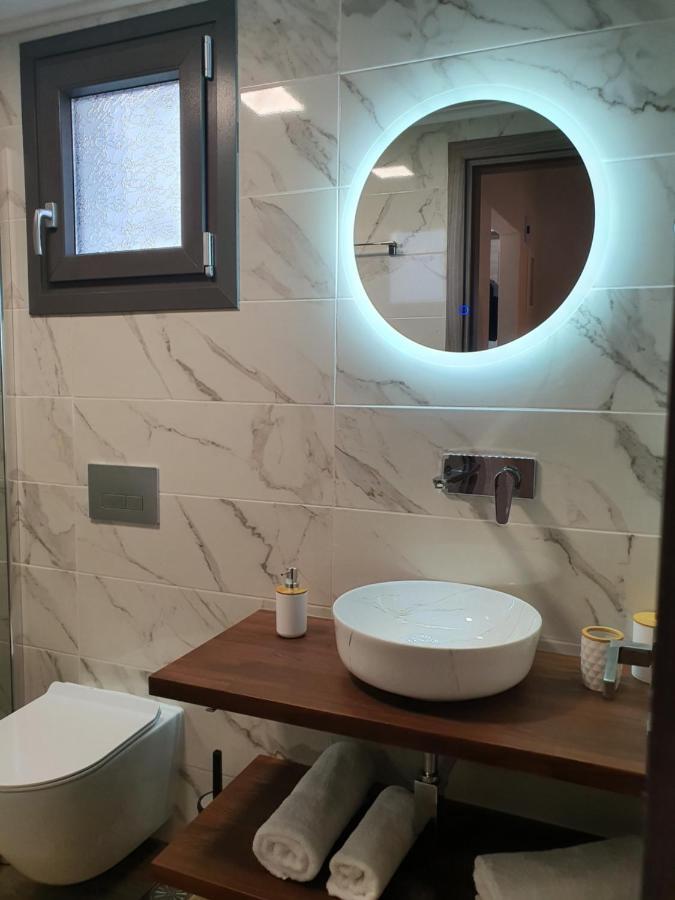 Island View Apartments Moúdhros Екстериор снимка