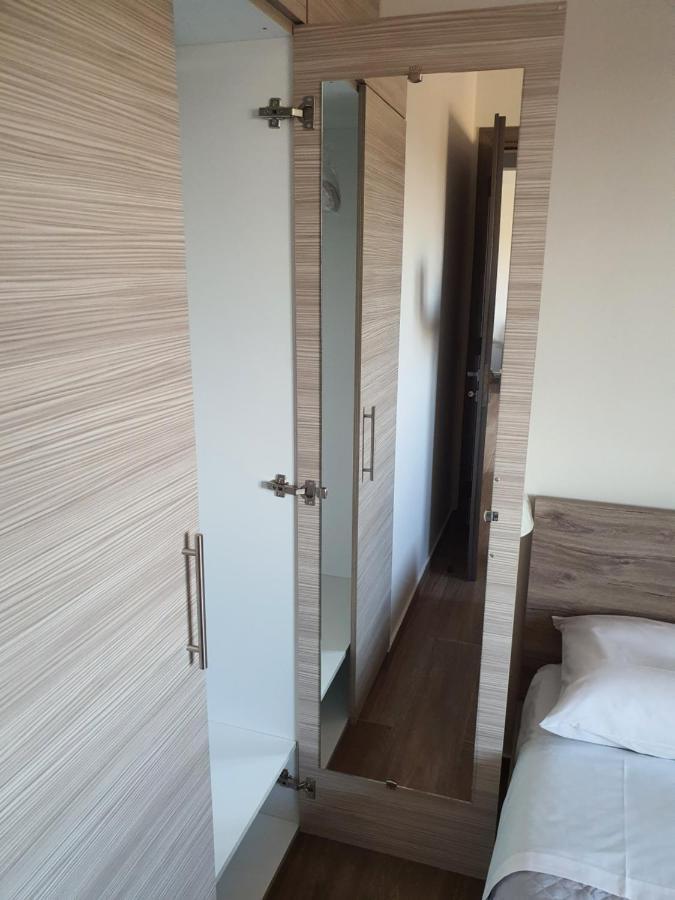Island View Apartments Moúdhros Екстериор снимка