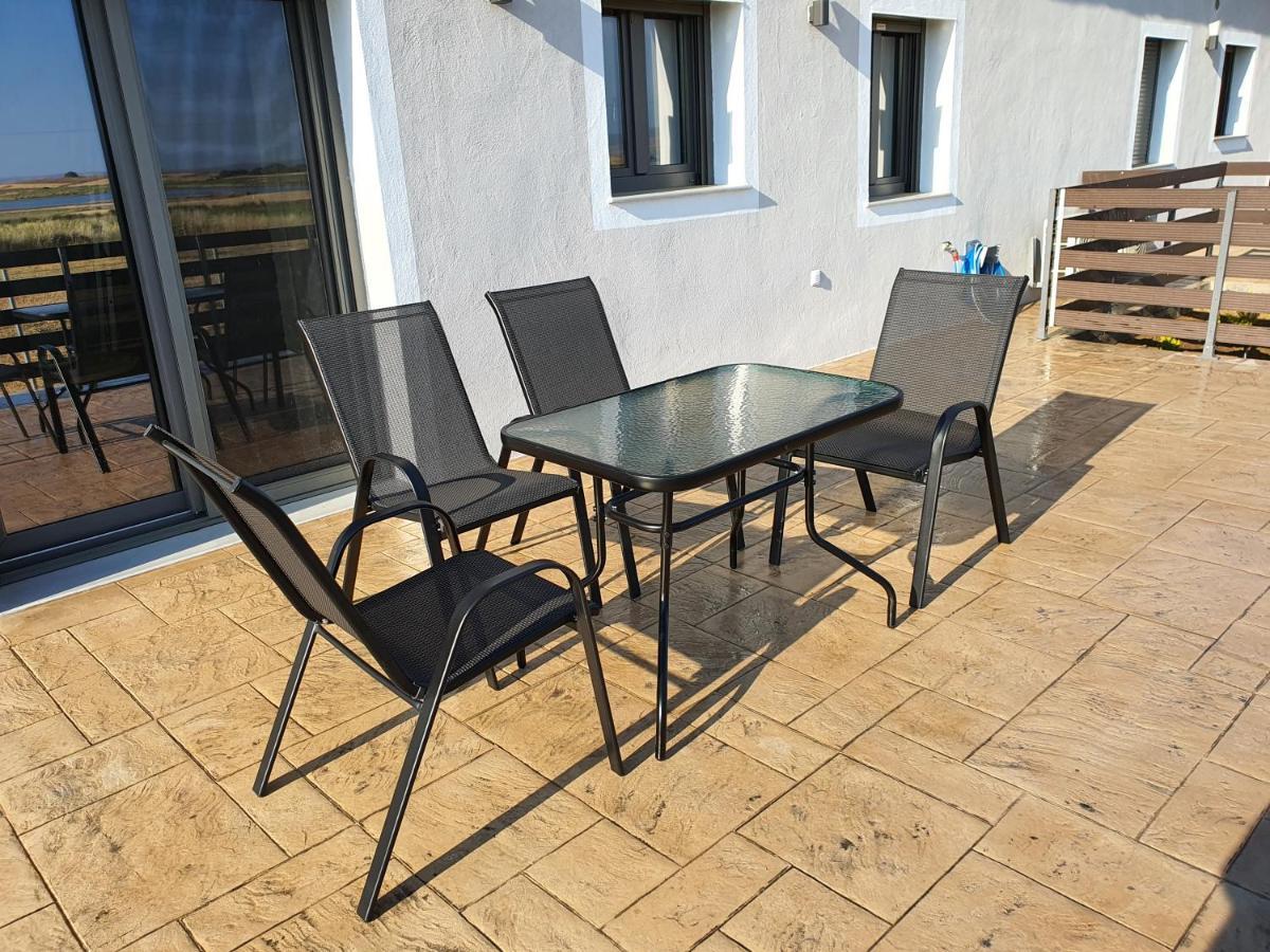 Island View Apartments Moúdhros Екстериор снимка